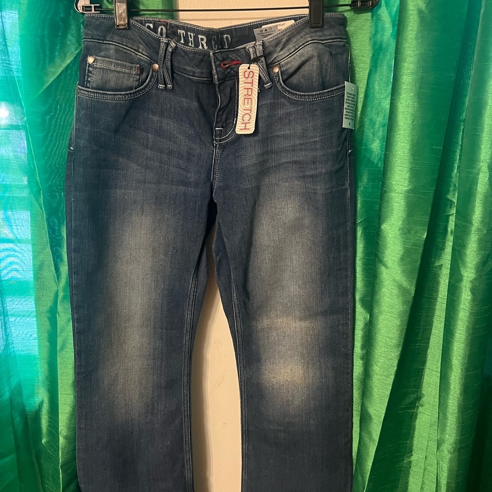 Stylish Indigo Straight Leg Women's Jeans